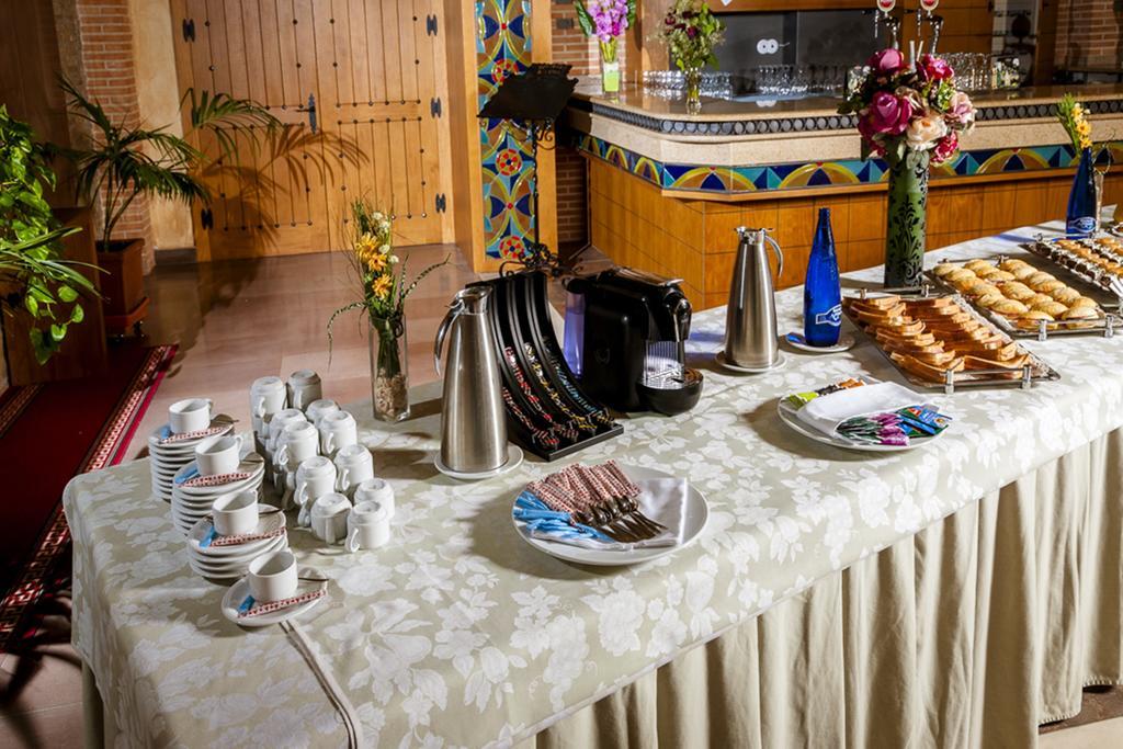 Hotel Comendador Carranque Extérieur photo