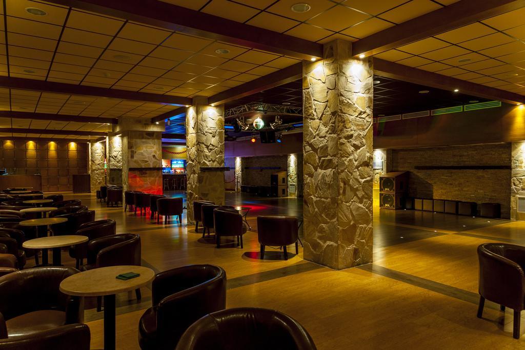 Hotel Comendador Carranque Extérieur photo